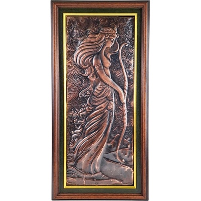 МЕДНА ПЛАСТИКА В РАМКА НА БОГИНЯТА ДИАНА