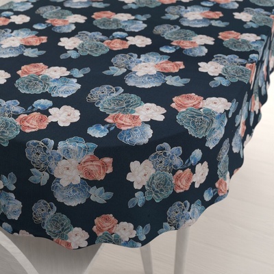 Biante Teflónový oválny obrus TF-060 Modré a červené ruže na tmavo modrom 120x140cm