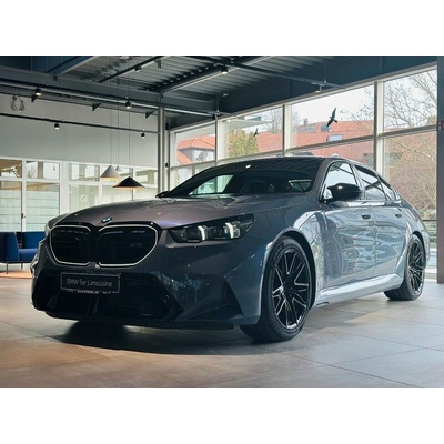 BMW M5 xDrive 535 kW