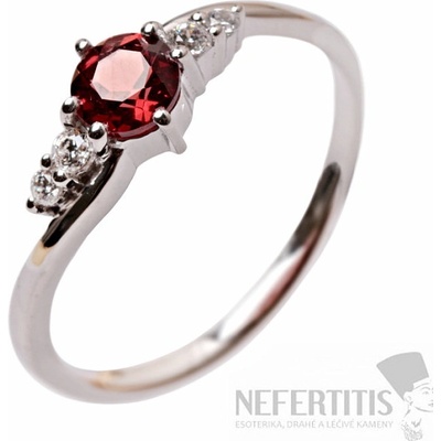 Nefertitis Prsten stříbrný s broušeným granátem a zirkony 011580 GT