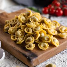 Authentic Tortellini s hovězím ragú 400 g