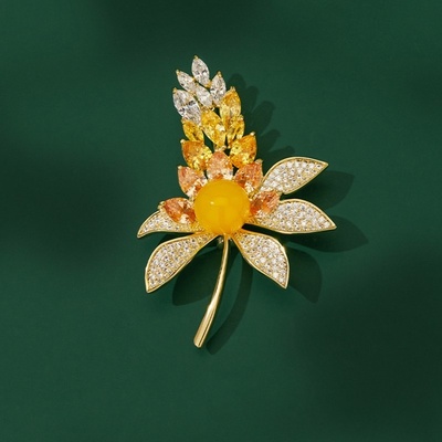 Éternelle brož Swarovski Elements Estefania květina B2325-B511 zlatá