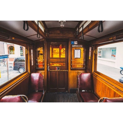 Dimex MS-5-2890 Vliesová fototapeta Stará červená tramvaj rozměry 375 x 250 cm
