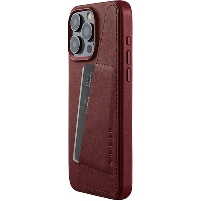 Mujjo Кожен калъф с портфейл Mujjo за iPhone 15 Pro Max, Burgundy (CL-042-BN)