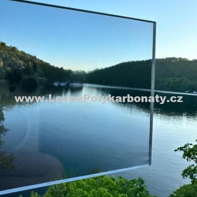 Palsun Mono Plný plochý polykarbonát 6 mm 2UV 2,1 m x 4 m antracit 1 ks