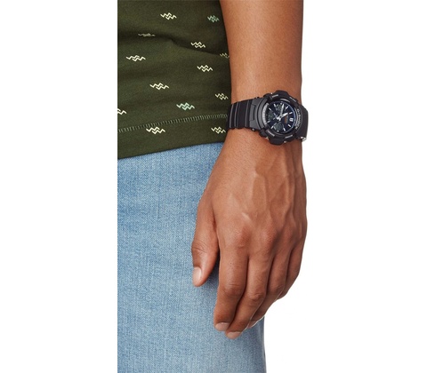 Casio AWG-M100SB-2A