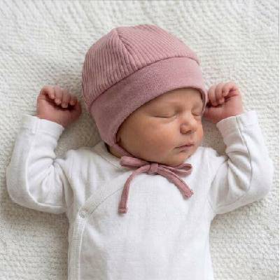 Baby Service Dojčenská bavlnená zaväzovacia čiapočka Pruhy ružová