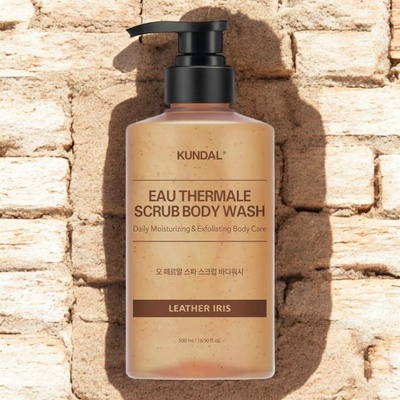 Kundal sprchový peeling Scrub Body Wash Leather Iris 500 ml