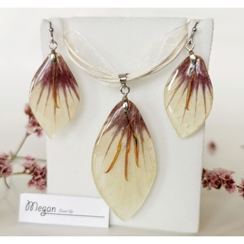 Meganflo Нежна бяла лилия