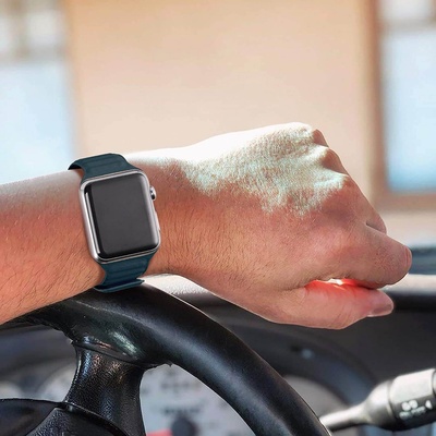 JC Магнитна силиконова каишка за Apple Watch 42мм, 44мм, 45мм, 46мм, Ultra 49мм - JC Design Silicone Link Band (тъмнозелен)