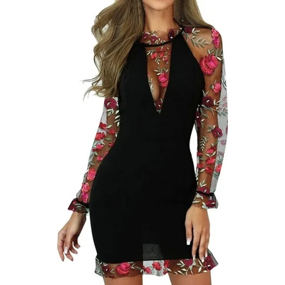 Черна рокля с дълъг ръкав, пачуърк бродерия