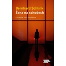 Žena na schodech