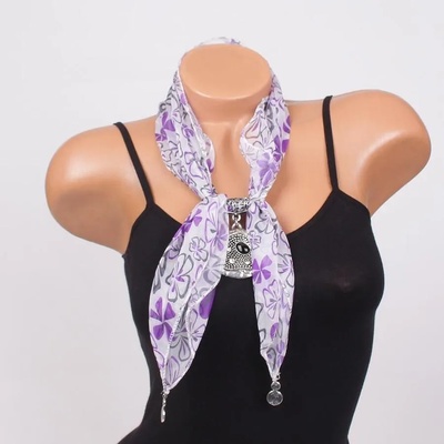 Дамско фишу в лилаво и бяло и бижу