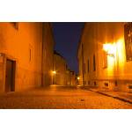 DIMEX ART Флизелинов фототапет нощна улица в прага 375 x 250 см