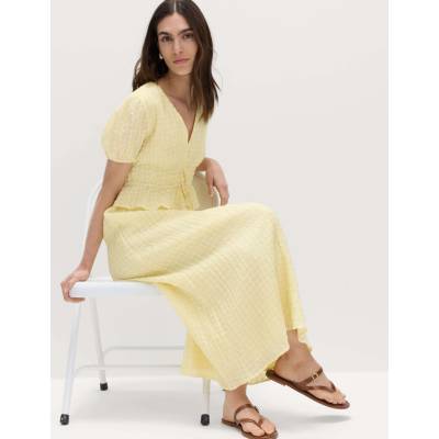 Marks & Spencer Миди рокля с подчертан пояс и V деколте, от лиоцелна смес Marks & Spencer жълта Marks & Spencer | Zhalt | ЖЕНИ | 8 REG
