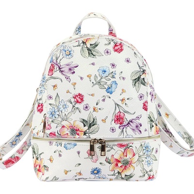Kvetovaný dámsky kožený ruksak