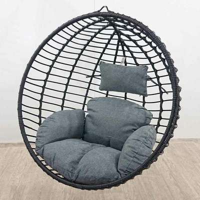 Bonami Selection Černé závěsné křeslo z umělého ratanu Mila černá – Zboží Dáma