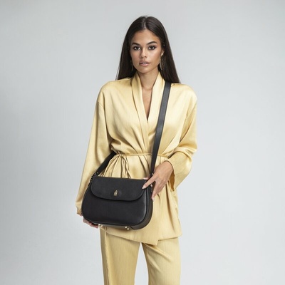 Wojewodzic Kvalitná crossbody kožená kabelka čierna priečne telom 31967/FD01/Z