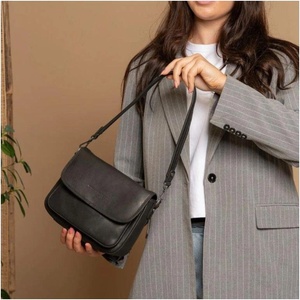 The Chesterfield Brand Miloa Black