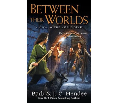 Between their Worlds - Barb Hendee