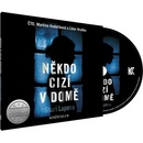 Někdo cizí v domě