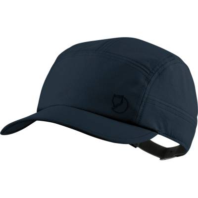 Fjällräven Шапка с козирка Fjällräven Abisko Hike Lite Cap - Dark Navy - размер One Size (204-6221-0111)