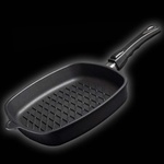 AMT 28 х 28 квадратен грил - тиган AMT Gastroguss с мобилна дръжка (AMTE285BBQZ20B)