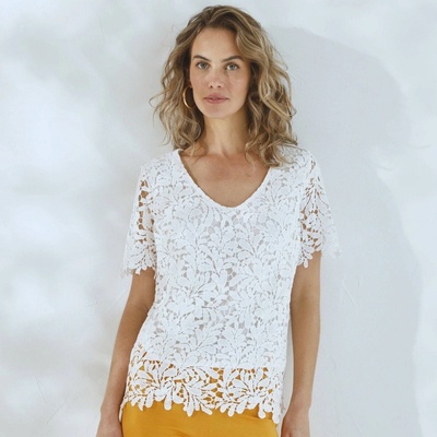 Krajková halenka s výstřihem do V režná – Zbozi.Blesk.cz