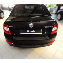 Škoda Octavia III. 13-20 , lišta hrany kufru