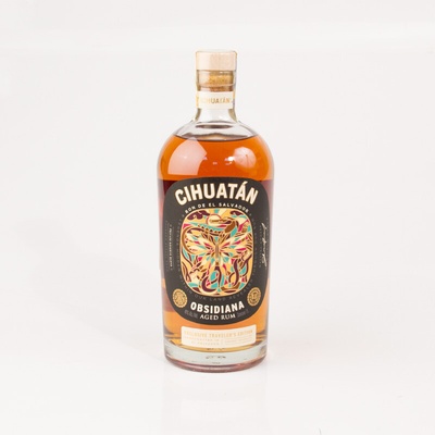 Ron Cihuatán Obsidiana 1 l (holá láhev)
