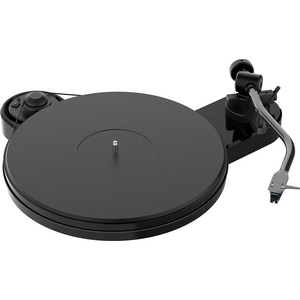 Pro-Ject Грамофон Pro-Ject RPM 3 Carbon - черен гланц (9120050435339) - vsystem