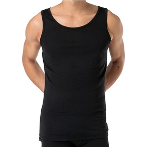 super. natural Мъжки долна фланелка с къс ръкав super. natural Sierra 140 Tank - Jet Black - размер XL (014-2123-0214)