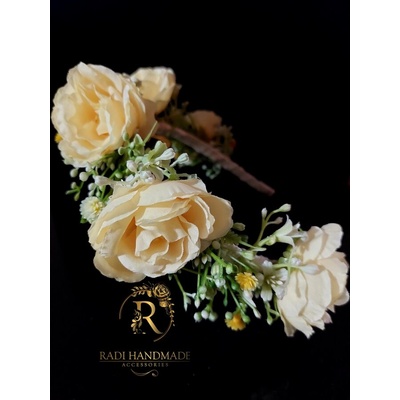 Radi handmade Диадема за коса с едри цветя в цвят светла праскова (645)