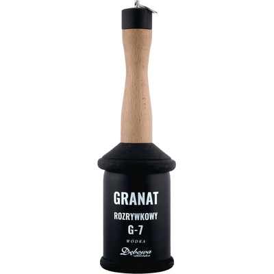 Dębowa 40% 0,7 l (darčekové balenie granát G-7)