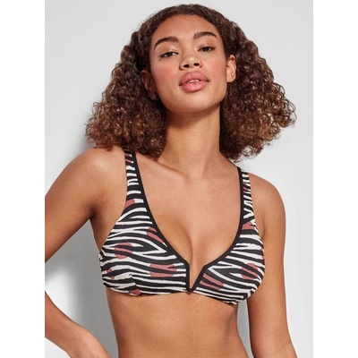 Gisela ГОРНА ЧАСТ БАНСКИ ДВУЛИЦЕВА 2/30130 gisela