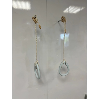 Montessori Furniture Závěsné kruhy dřevěné - dlouhé INDOOR Pastel