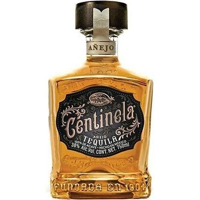 Centinela Añejo 40% 0,7 l (holá láhev)