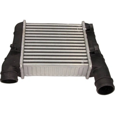 Chladič plniaceho vzduchu MAXGEAR AC696200