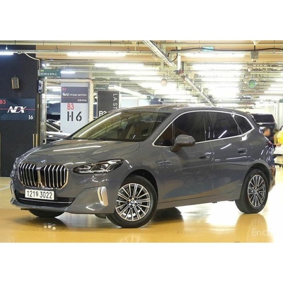 BMW 2-Series 220i Luxury