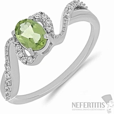 Nefertitis Prsten stříbrný s broušeným olivínem a zirkony 030163 PD NF64650