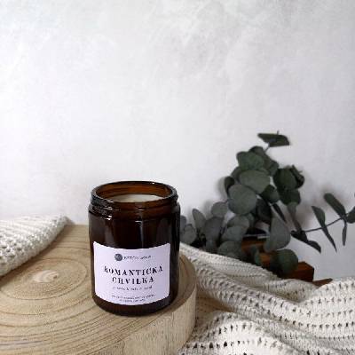 BETON home ROMANTICKÁ CHVILKA Damson švestka, růže a pačuli 150 g