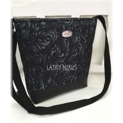 Crossbody ornamenty v černé