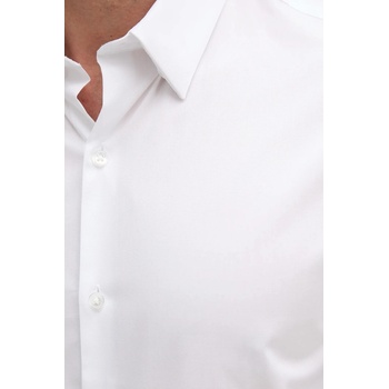 Calvin Klein Риза Calvin Klein в бяло с кройка по тялото с класическа яка LV019EU030 (LV019EU030)