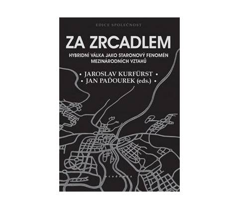 Za zrcadlem