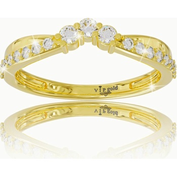 VIPgold Zlatý prsteň s bielymi zafírmi v žltom zlate RA3428z S