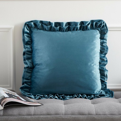 Catherine Lansfield Zamatový vankúš Velvet Double Frill 43x43