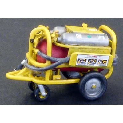 Plus Model Tri-max Extinguisher 1:48