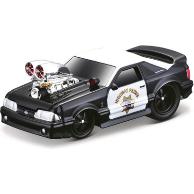 Maisto Muscle Machines 1993 Ford Mustang SVT Cobra 101215543 1:64