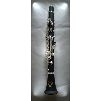 M.Jiracek & sons Es klarinet model 395