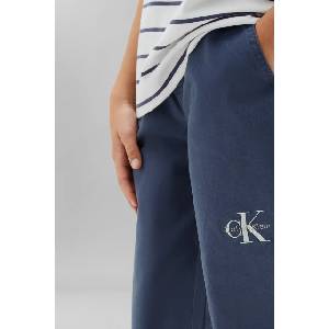 Calvin Klein Jeans спортен панталон за деца от памук с еластан (LVCKTJC14B.9BY2) - answear - 154,49 лв